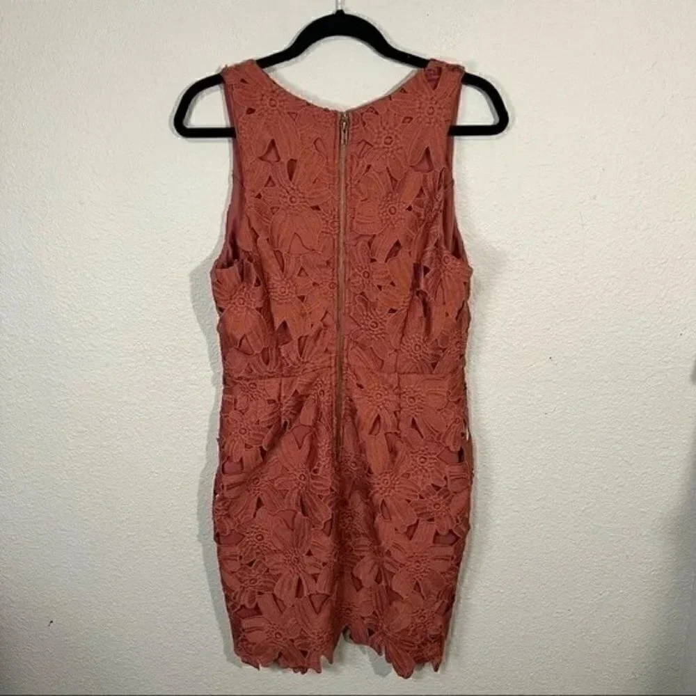 ASTR the Label Floral Lace Sleeveless Sheath Dress Pink Woodrose  Size XS - Picture 3 of 7